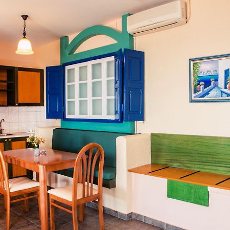 Limanaki Apartments ファリラキ 部屋 写真